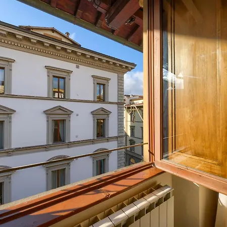 Casa Strozzi - * Florence